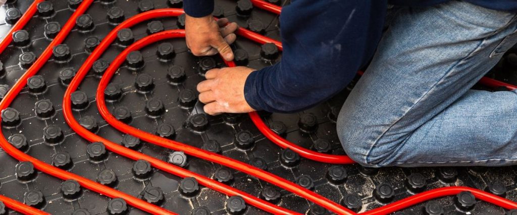 Vloerverwarming leggen? Ontdek de verschillende legpatronen